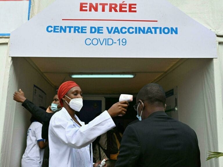 centre de vaccination covid abidjan